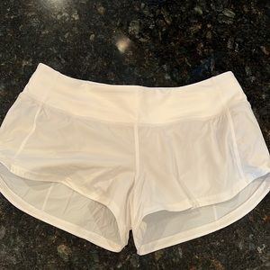 Lululemon speed up low rise lined short